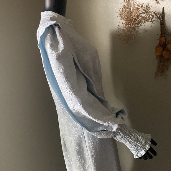 Beautiful Elegant Light Blue Floral Pioneer Patterned Long Sleeve Dress - Picture 14 of 17